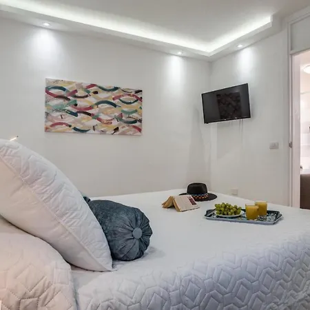 Precioso En El Centro De Americas A 100 Metros De La Playa